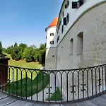 Mokrice Castle Estate 4*