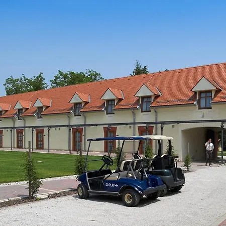 Hotel Mokrice Castle Estate