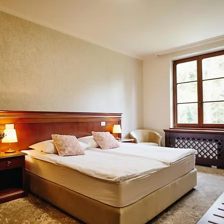 Mokrice Castle Estate Hotel