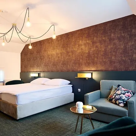 Hotel Mokrice Castle Estate Obrezje