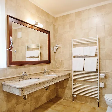Hotel Mokrice Castle Estate
