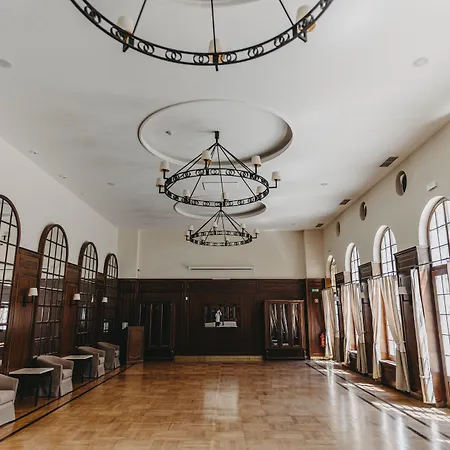 فندق Mokrice Castle Estate Obrezje