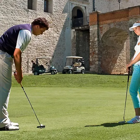 Hotell Mokrice Castle Estate