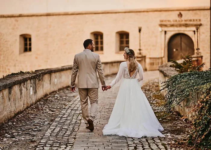 فندق Mokrice Castle Estate