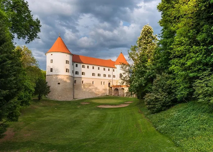 Mokrice Castle Estate 4* Obrezje