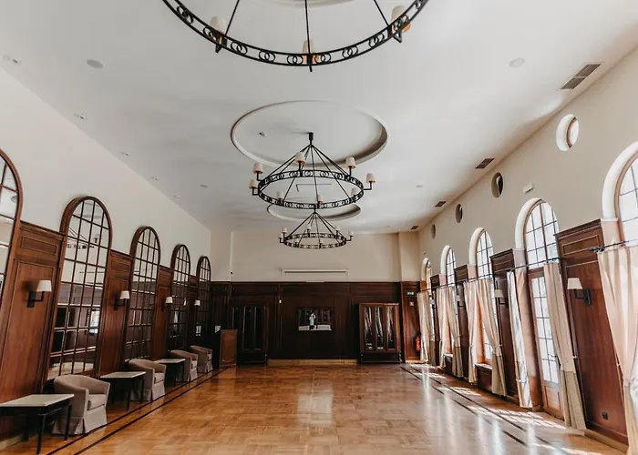 Mokrice Castle Estate Szálloda Obrežje