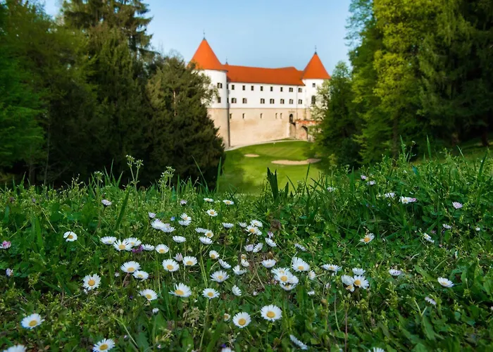 Mokrice Castle Estate Hotel